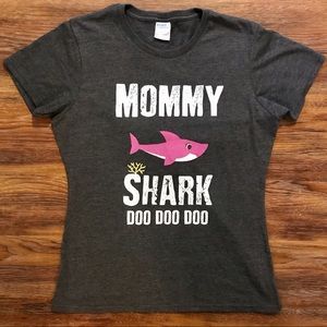 Mommy Shark Tee
